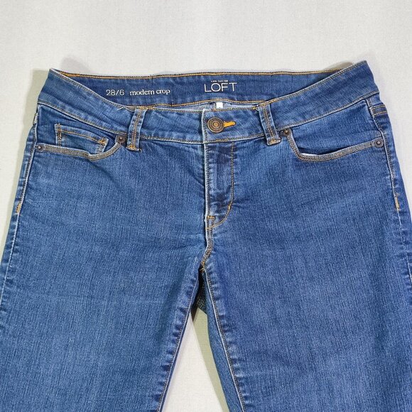 Ann Taylor LOFT jeans Modern Crop women's size 28/6 ink blue colour straight leg - Picture 2 of 14